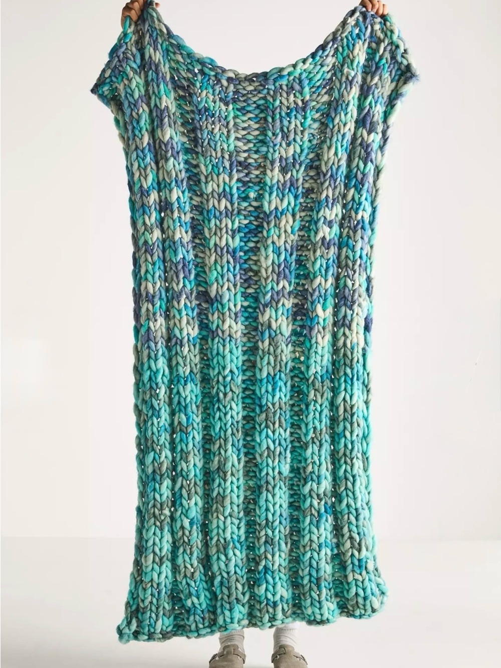 NEW Anthropologie Chunky Knit Wool Throw Blanket, Blue, 50 x 60”